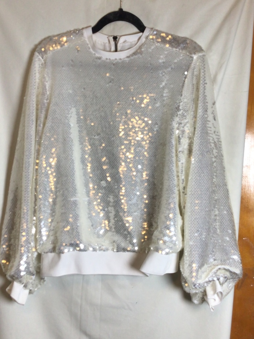 Ted Baker blouse with full sequins work with small zip opening SZ TB Sz 3 /US 8